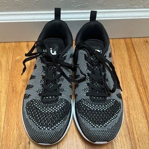 APL techloom pro w in size us 8